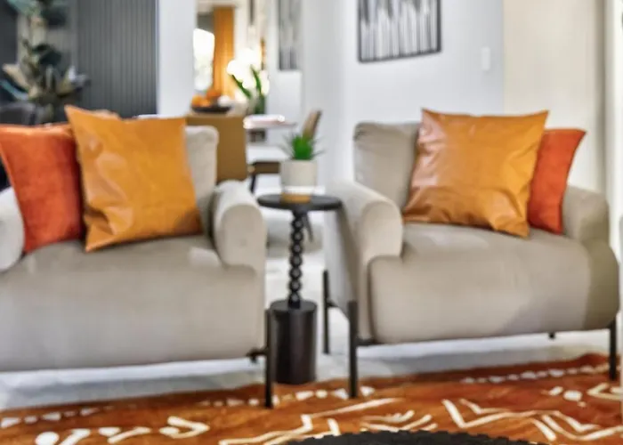 Serene Luxe 2br 2ba Pool Gym Free Parking K1 Apartment *