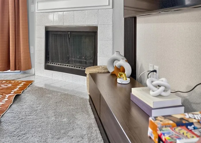 Serene Luxe 2br 2ba Pool Gym Free Parking K1 * Scottsdale