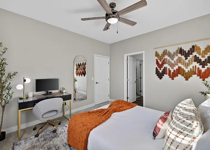 Apartment Serene Luxe 2br 2ba Pool Gym Free Parking K1