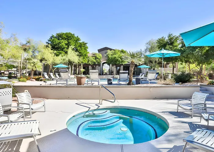 Serene Luxe 2br 2ba Pool Gym Free Parking K1 Apartment